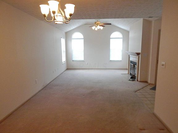 4th image of 240 Windemere Pl