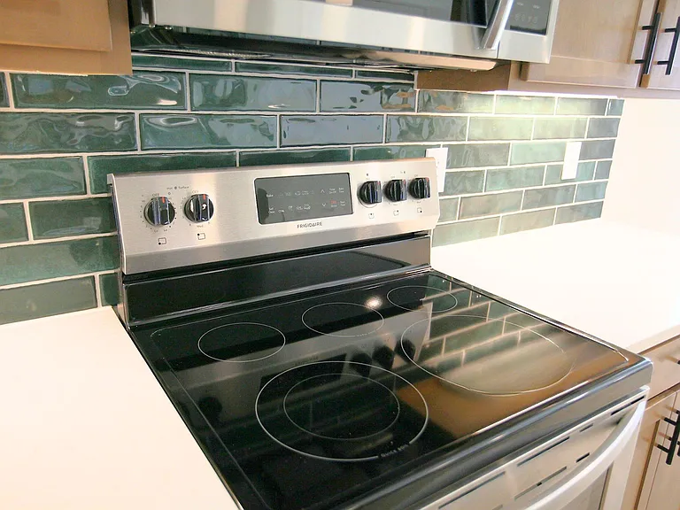 10726 Sky Creek Ln — Photo 7
