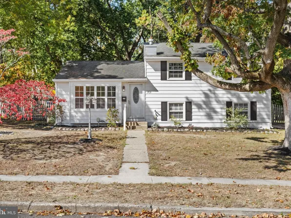 301 N 5th St, National Park, NJ 08063