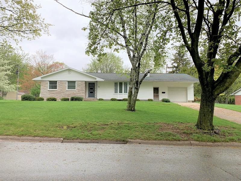 822 Allen St, Caro, MI 48723 Zillow