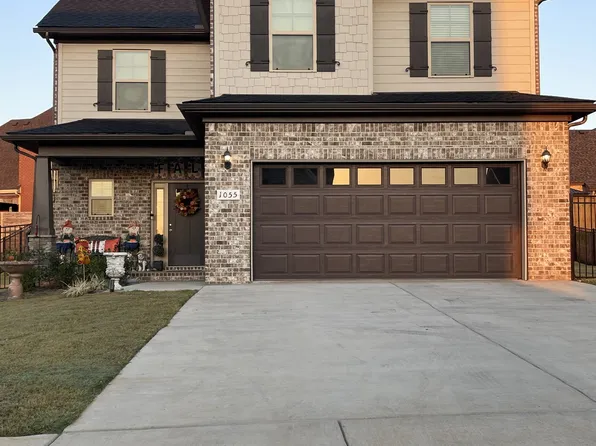 1055 Amber Hills Dr, Ashland City, TN 37015
