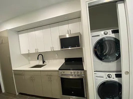 Rented by Besen Partners, LLC | media 10