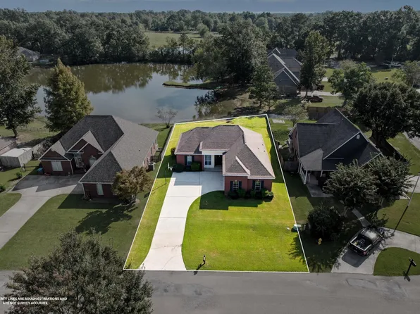 185 Archel St, Petal, MS 39465