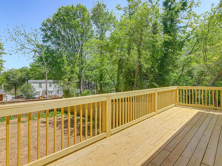 1550 Langston Ave SW — Photo 24