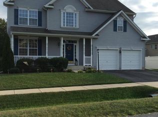 725 N Channel Dr, Glen Burnie, MD 21060