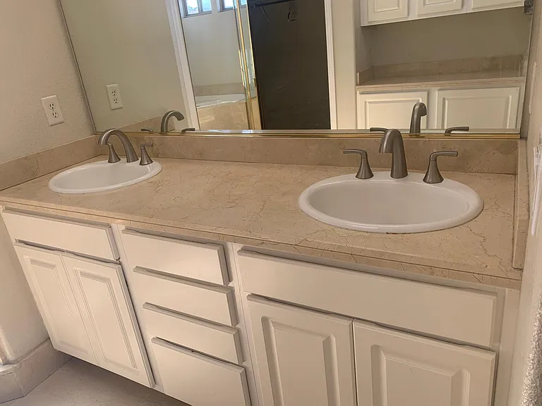 Master bath double sink