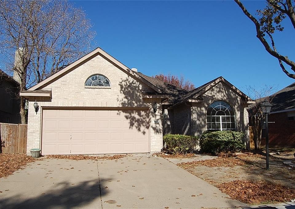 1st image of 2213 Chasefield Dr