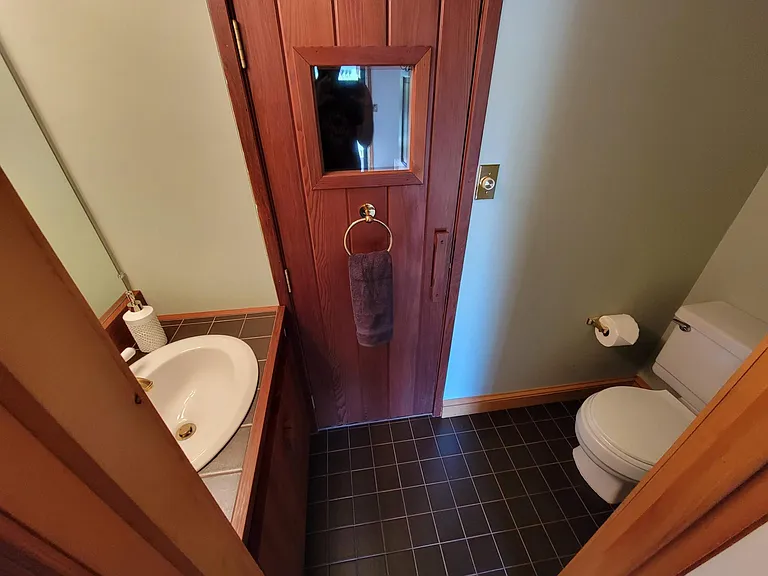 10 Phillips Rd — Photo 22