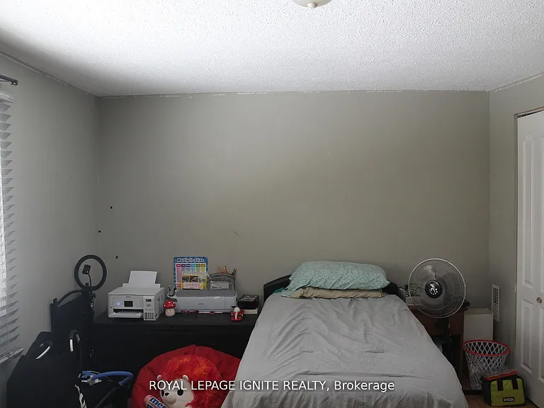 500 Grey St #D — Photo 10