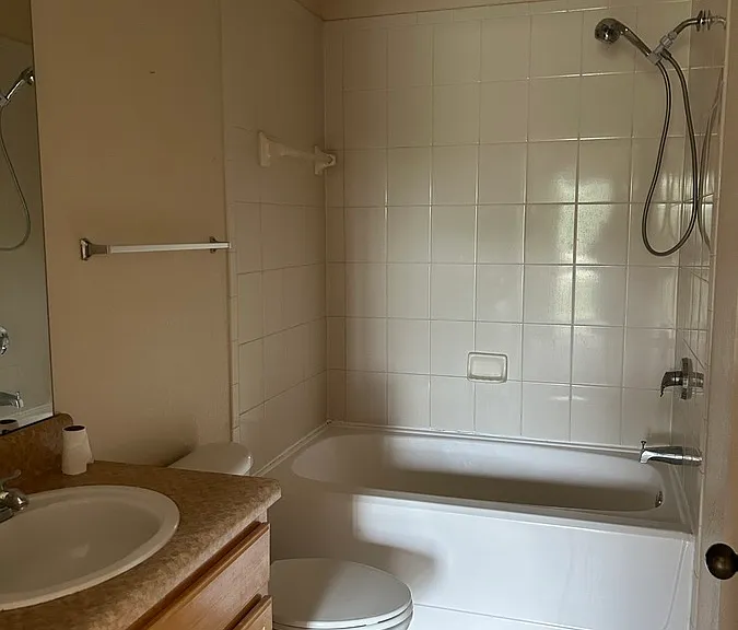 10213 Courtney Palms Blvd #303 — Photo 28