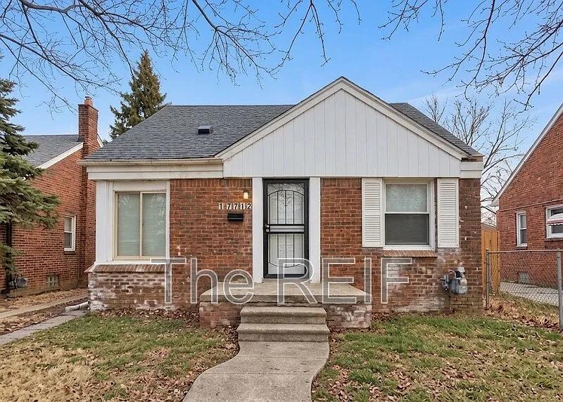 3 bed, 2.0 bath, 1035 sqft, $1,550 — Photo 1