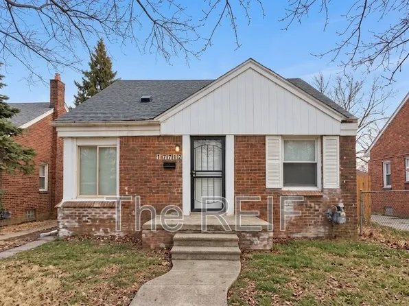 17712 Lenore Ave, Detroit, MI 48219