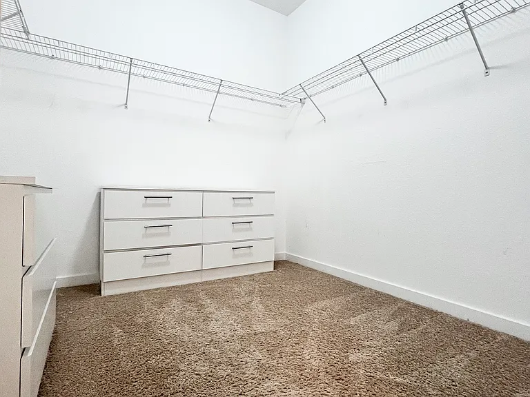 Walk-in closet