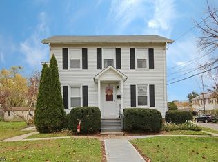 129 E Cliff St, Somerville, NJ 08876