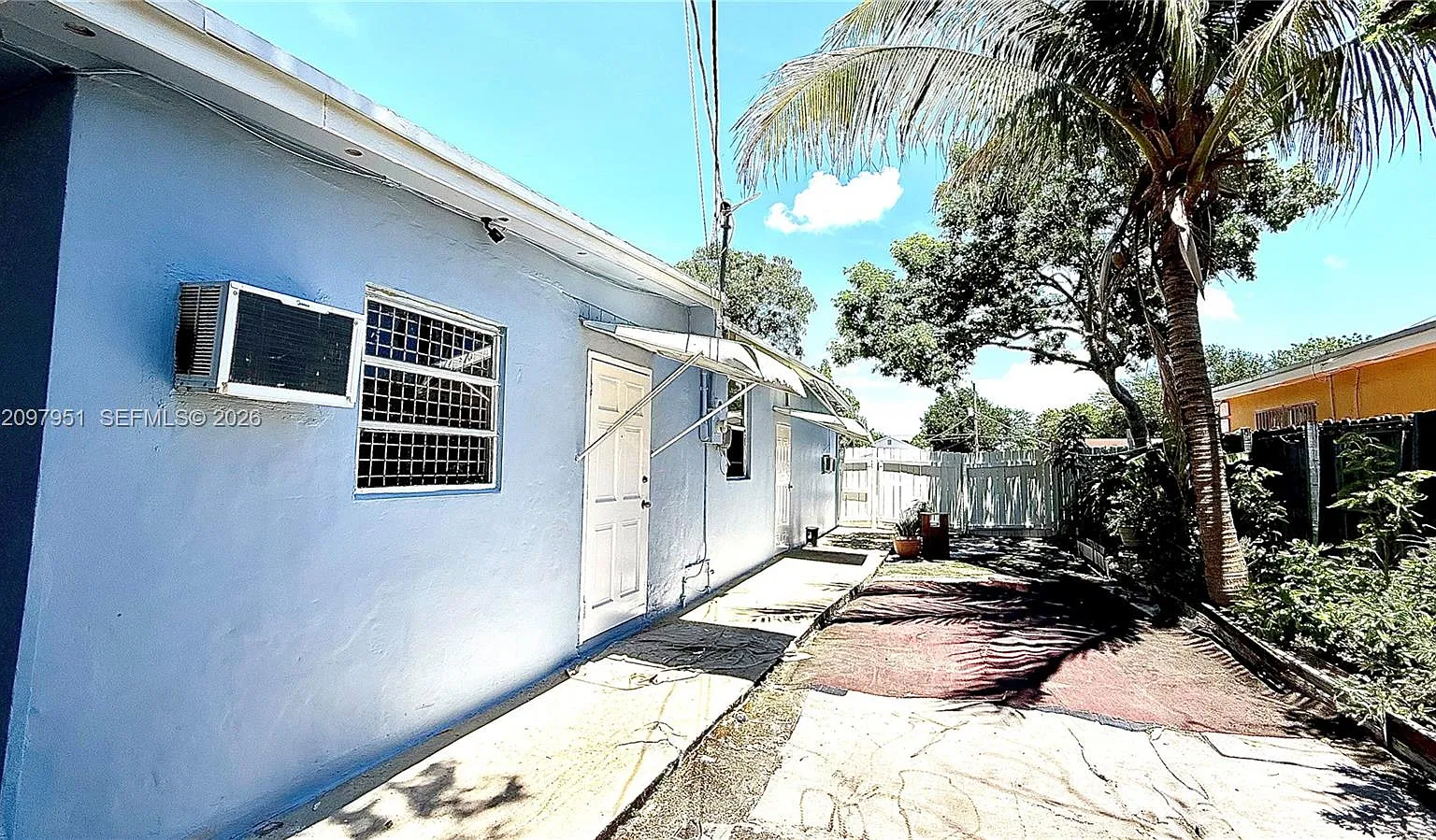 Avocado Estates — Photo 4
