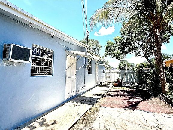 4th image of 1352 NW 112th Ter #2