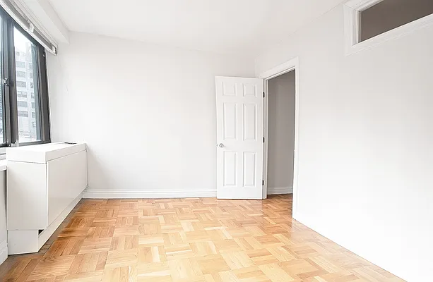 Rented by Compass | media 24