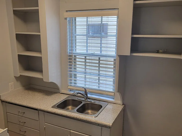 1734 Grove St #1 — Photo 8