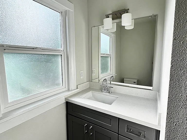 9746 Phinney Ave N #1 — Photo 24