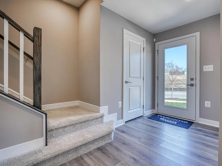 6100 Northwest Dr #1 — Photo 21