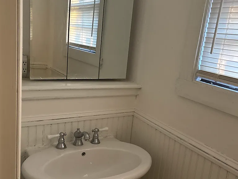 510 N Highland Ave — Photo 6
