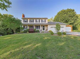 48 Briar Patch Ln, Pleasant Valley, NY 12569