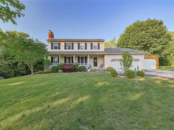 48 Briar Patch Lane, Pleasant Valley, NY 12569