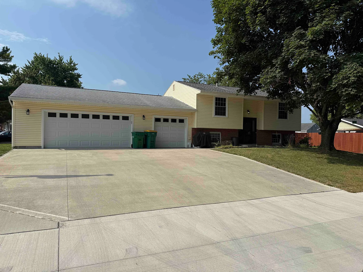 4 bed, 1536 sqft, $2,300 — Photo 1
