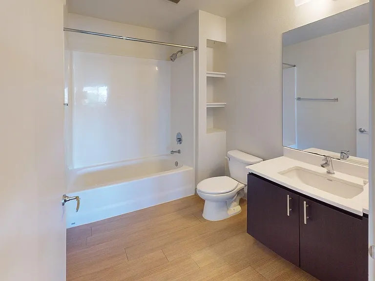 Platinum Apartments — Photo 44