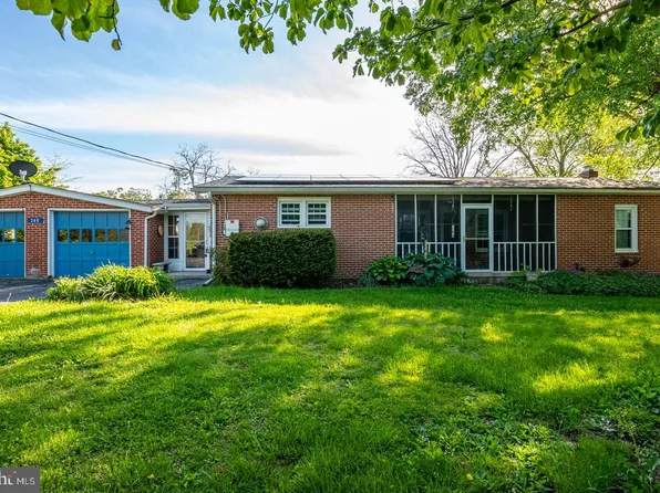 240 Oleyline Rd, Douglassville, PA 19518