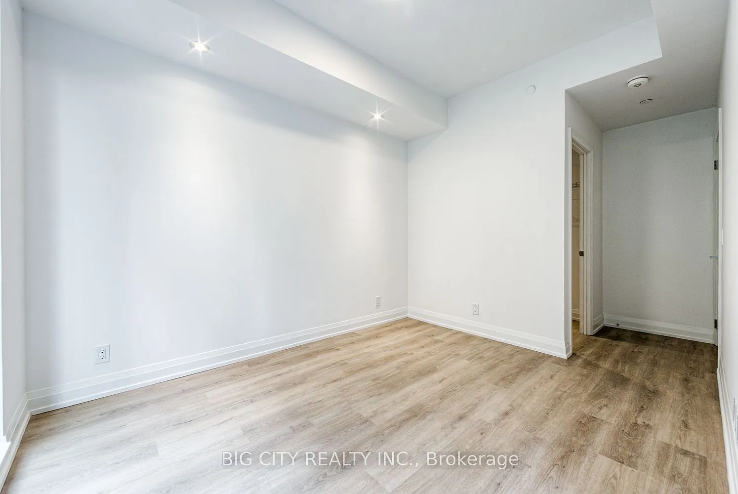 2 bed, $2,650 — Photo 3