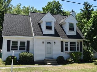 17 Candice St, Clinton, MA 01510
