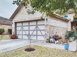 551 New Country Rd, Kyle, TX 78640