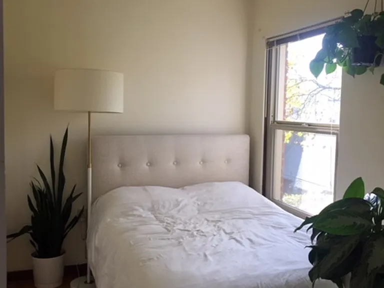 903 Bellevue Pl E — Photo 5