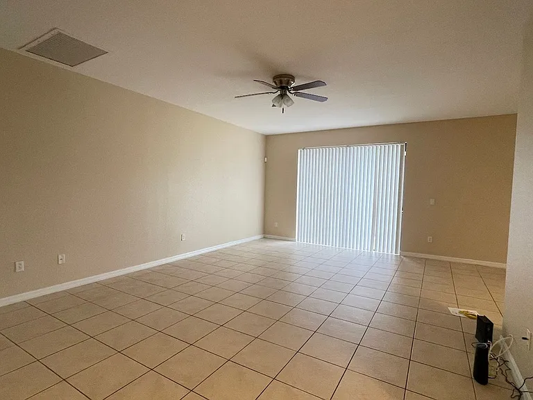 1110 Chervil Dr — Photo 22