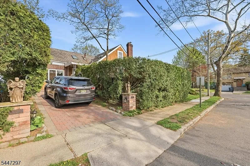 2 bed, 2.0 bath, $3,600 — Photo 3