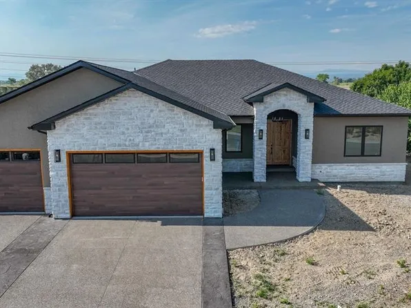 2620 Red Cliff Circle, Montrose, CO 81401