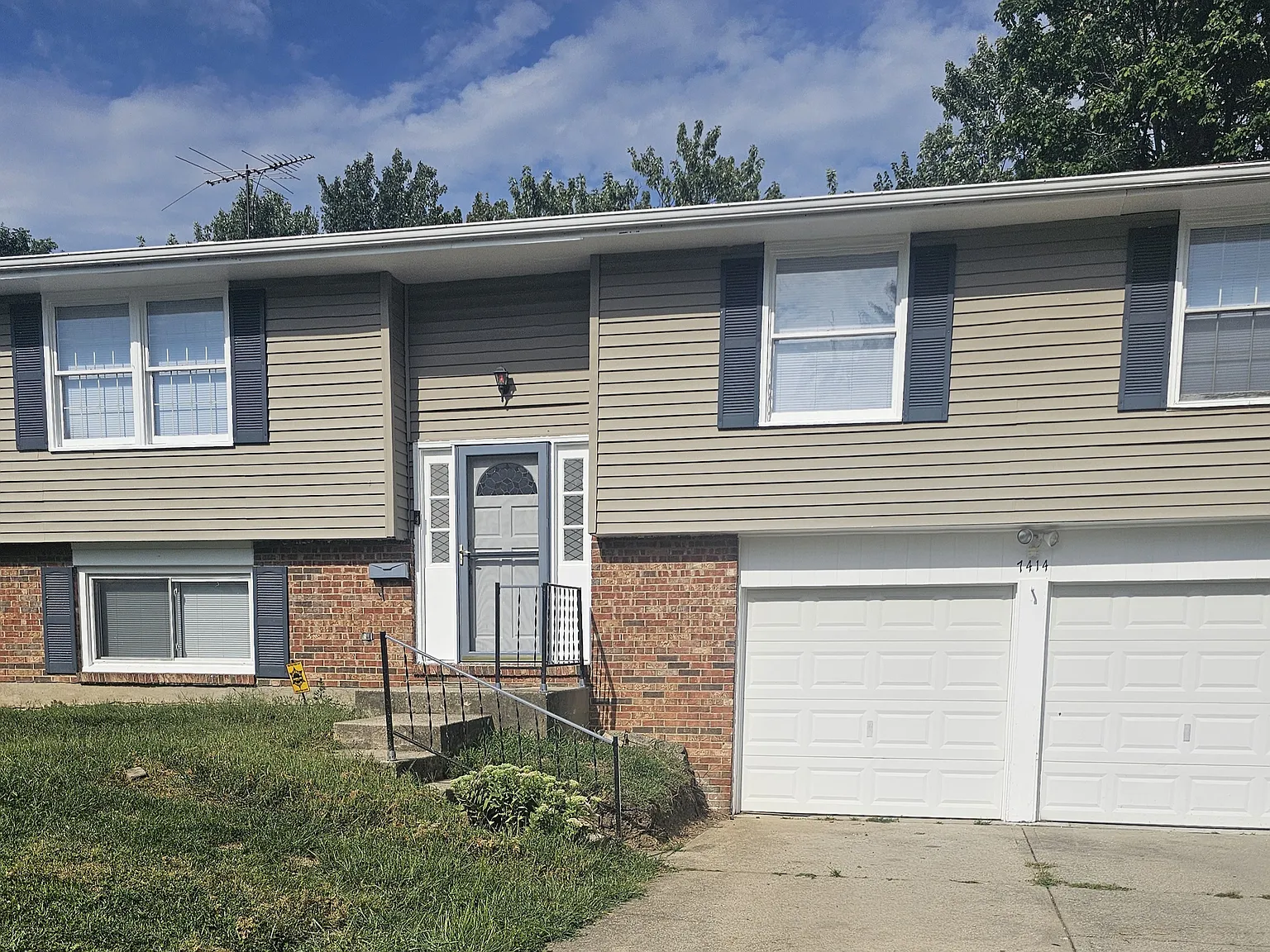 Kelvin Ct, Cincinnati — Photo 1