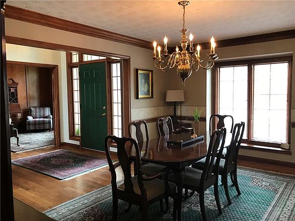4th image of 2394 Black Oak Dr