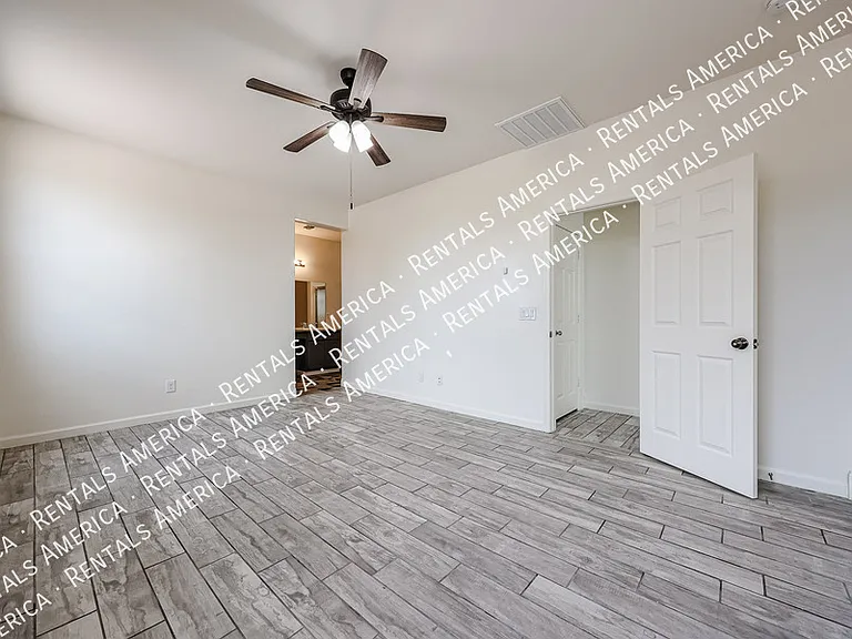 9820 W Sanna St — Photo 19