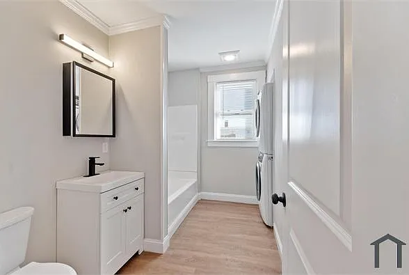 47 Walnut St #49F3 — Photo 14