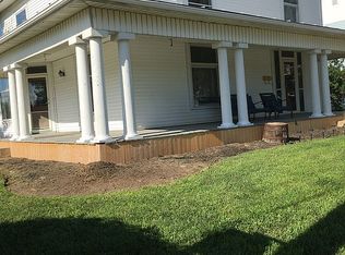 405 E Washington St, Winchester, IN 47394
