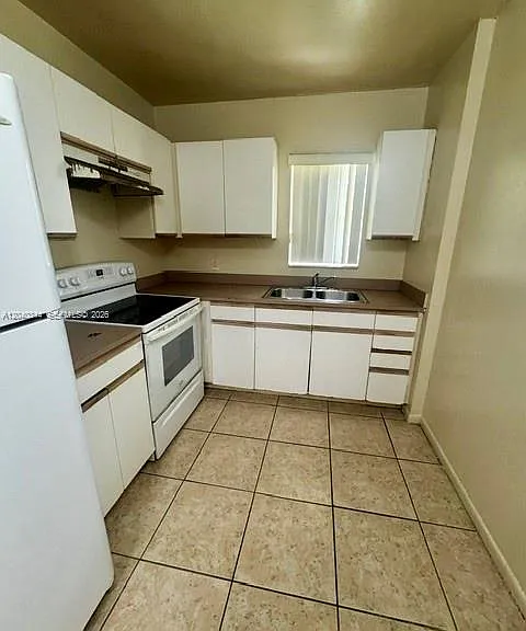 4160 NW 21st St #117-E — Photo 3