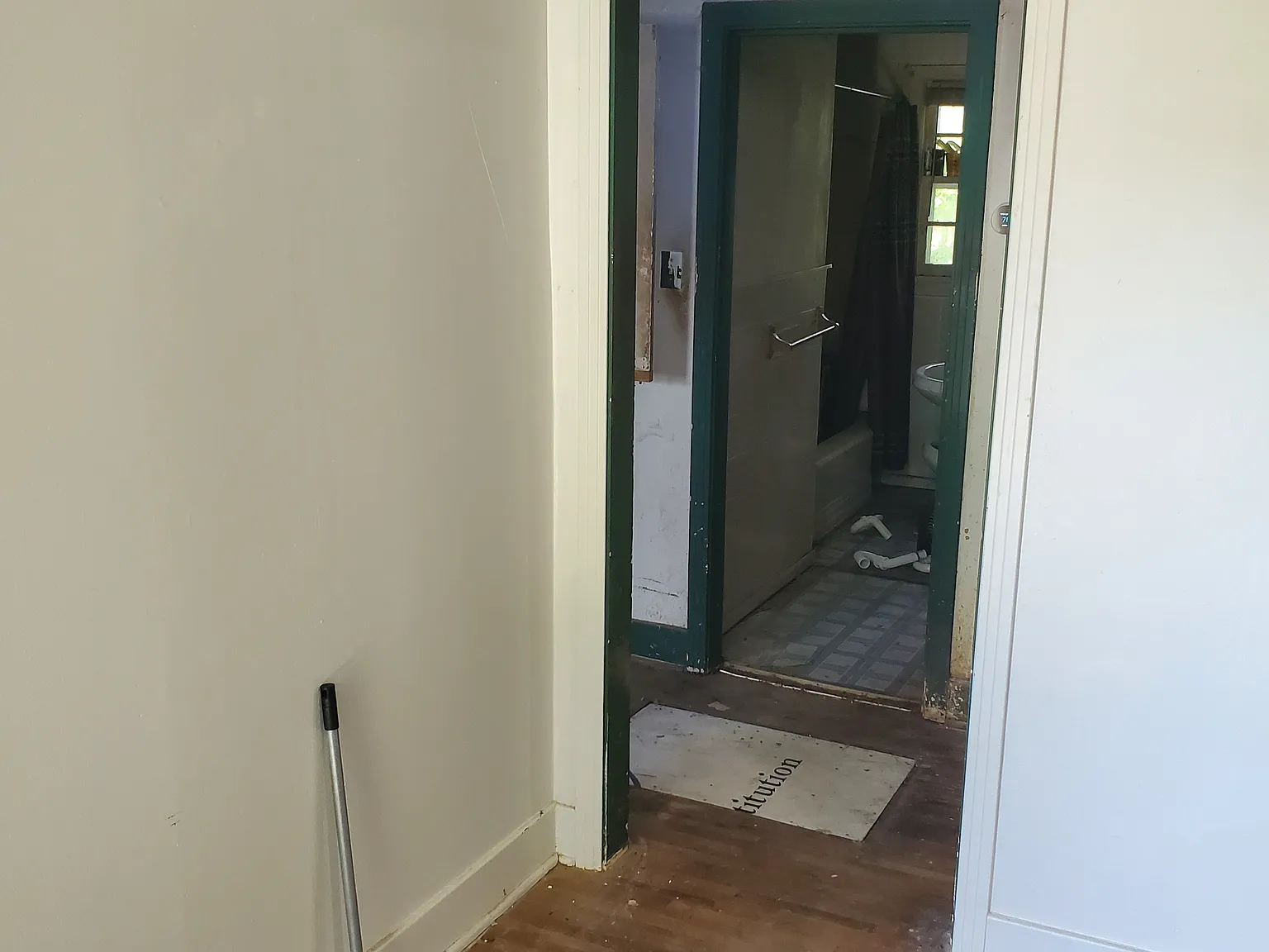 2 bed, 832 sqft, $770 — Photo 3