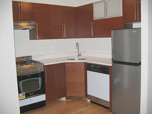 Rented by Citi Habitats | media 39