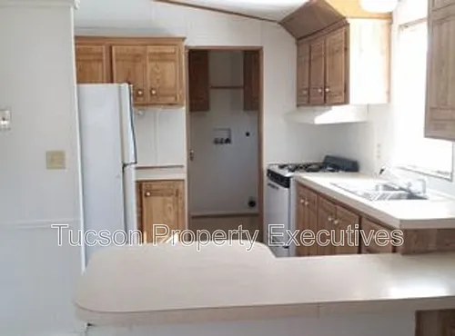 3350 N Chapel Ave Photo 1