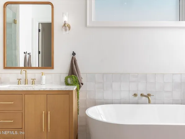 803 16TH Avenue S, Jacksonville Beach, FL 32250