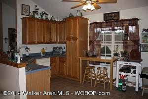 5th image of 207 Flora Dr