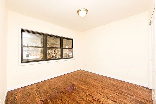 Sold by Keystone Realty USA Corp | media 28