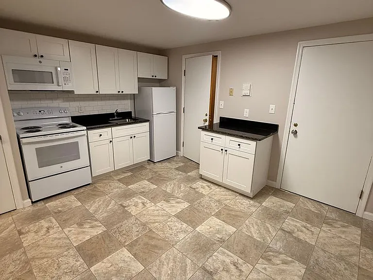 Ridgewood Apartments Gardner — Photo 4